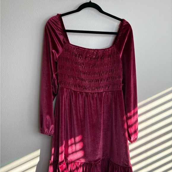 LC Lauren Conrad Dresses & Skirts - LC Lauren Conrad Velvet Dress in Rich Pink